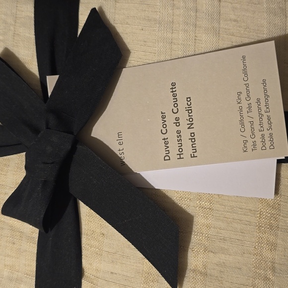 ❤️B2G1 FREE West Elm Lowen TENCEL™ Linen Duvet Cover, White,King/California King - Picture 10 of 12